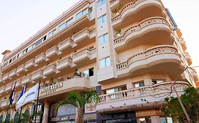 Omar Elkhaiam Hotel